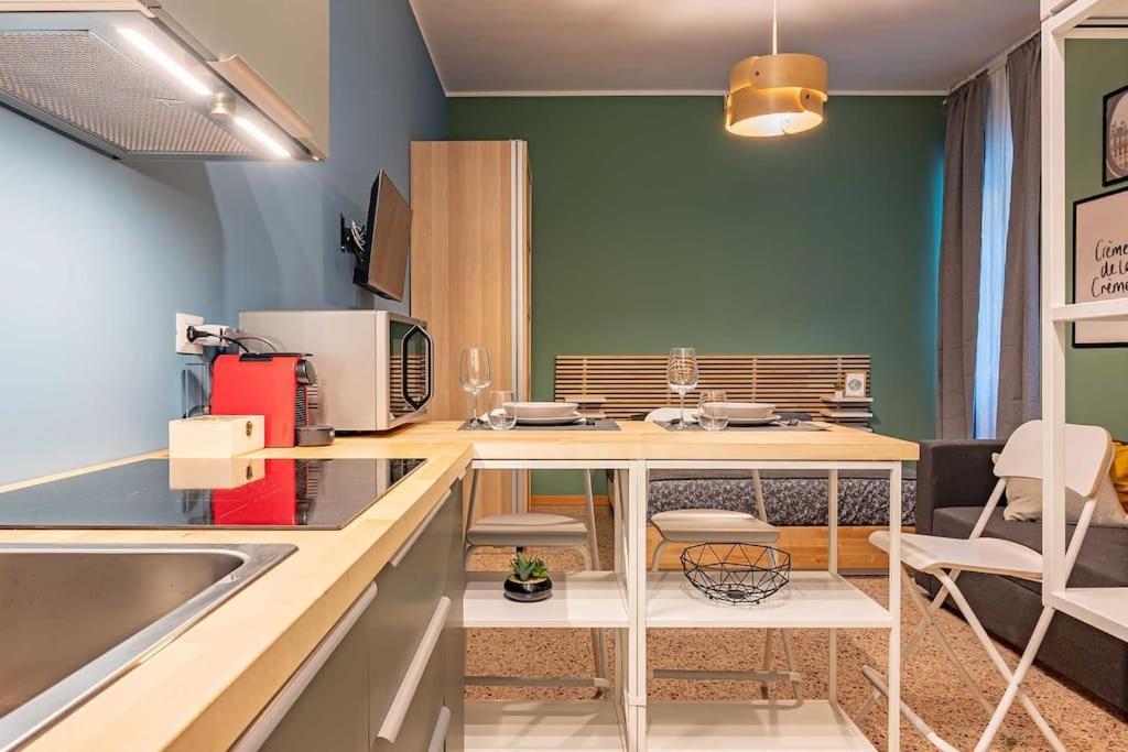 Guest Planet - Cozy Housing Porta Romana M3 Milaan Buitenkant foto